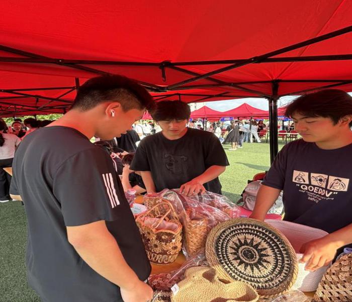 �ǻ���Nȼ�ӄ��I�� ���z����뢮����d�{�D